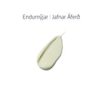 Áferð BL+ Retinol Cream 0.3% sem sýnir slétta, ljósleita kremáferð