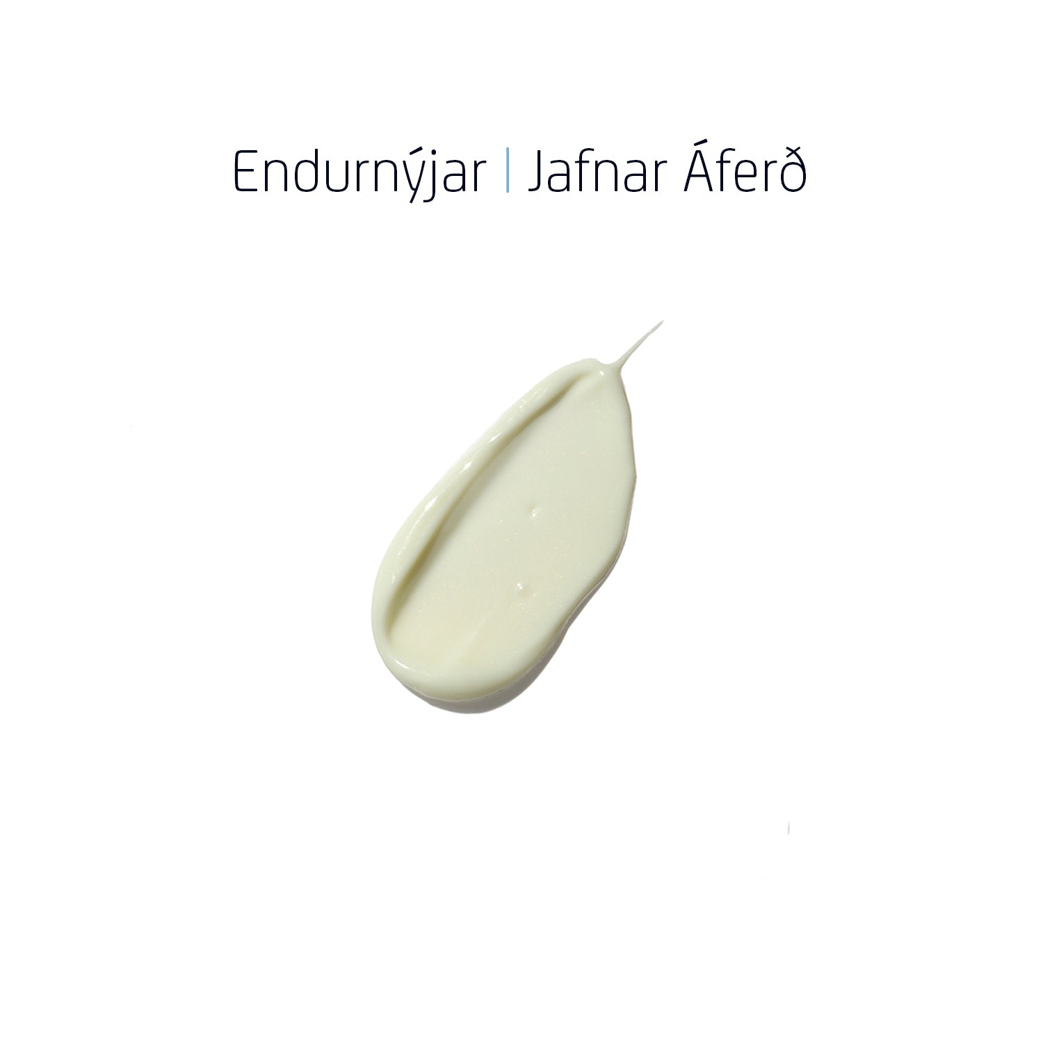 Áferð BL+ Retinol Cream 0.3% sem sýnir slétta, ljósleita kremáferð